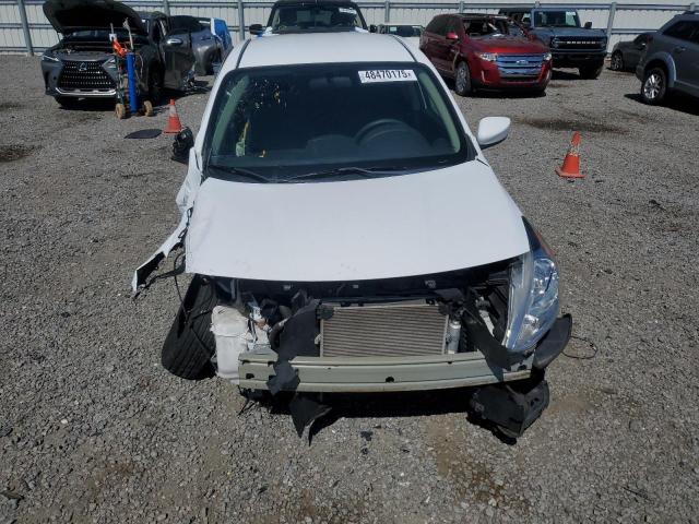 3N1CN7AP4KL878400 - 2019 NISSAN VERSA S أبيض صورة 5