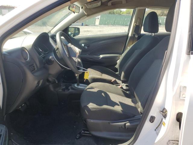 3N1CN7AP4KL878400 - 2019 NISSAN VERSA S أبيض صورة 7