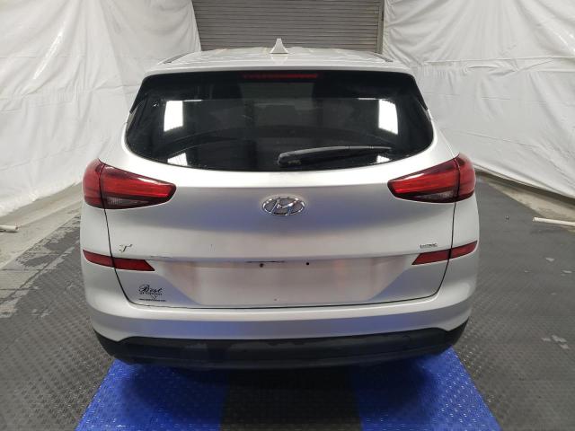 KM8J2CA4XKU896820 - 2019 HYUNDAI TUCSON SE SILVER photo 6