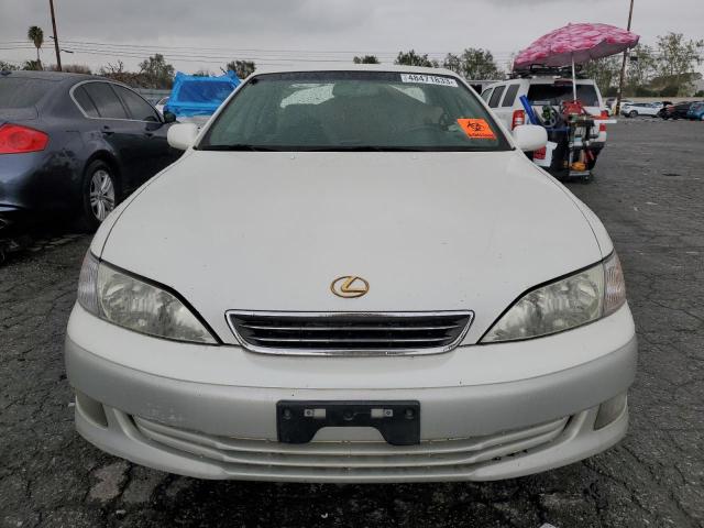 JT8BF28G7Y5079524 - 2000 LEXUS ES 300 WHITE photo 5