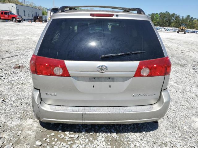 5TDZA23C96S566055 - 2006 TOYOTA SIENNA CE SILVER photo 6