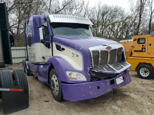 2019 PETERBILT 579, null