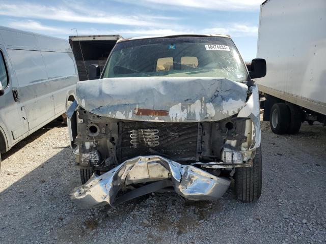 1GCGG29VX61146882 - 2006 CHEVROLET EXPRESS G2 WHITE photo 5