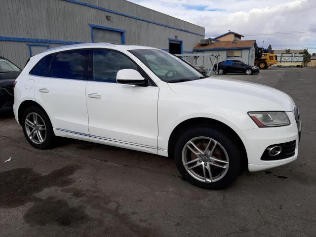 WA1CFAFP0FA112994 - 2015 AUDI Q5 PREMIUM WHITE photo 4