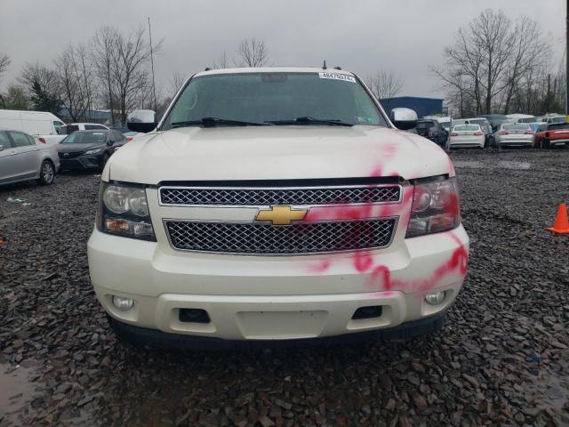 3GNVKGE0XAG279687 - 2010 CHEVROLET AVALANCHE LTZ WHITE photo 5