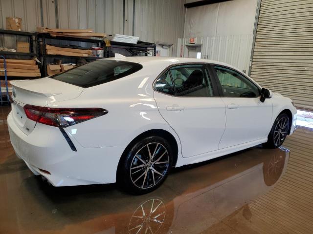 4T1G11AK5RU891969 - 2024 TOYOTA CAMRY SE NIGHT SHADE WHITE photo 3