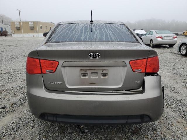 KNAFU4A27B5354462 - 2011 KIA FORTE EX GRAY photo 6