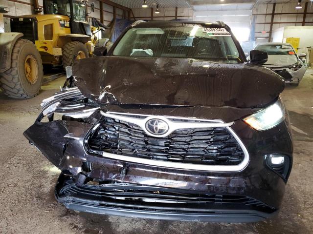 5TDGZRBHXMS129670 - 2021 TOYOTA HIGHLANDER XLE BROWN photo 5