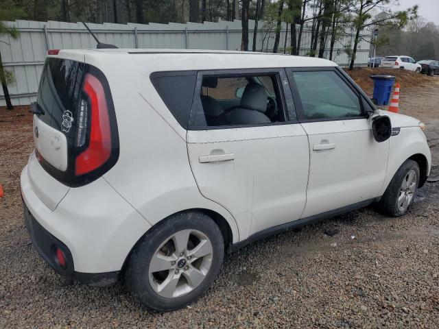 KNDJN2A28J7595528 - 2018 KIA SOUL WHITE photo 3