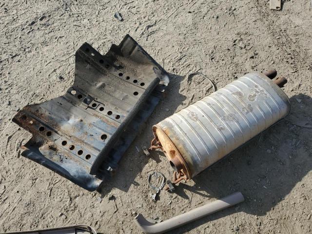 5TDBT44A76S263327 - 2006 TOYOTA SEQUOIA SR5 金色 照片 13