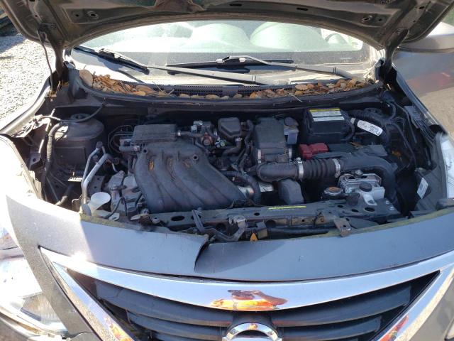 3N1CN7AP1GL830070 - 2016 NISSAN VERSA S GRAY photo 11