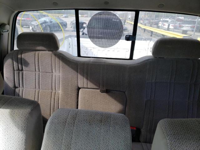 5TBRN34112S328226 - 2002 TOYOTA TUNDRA ACCESS CAB SR5 WHITE photo 10