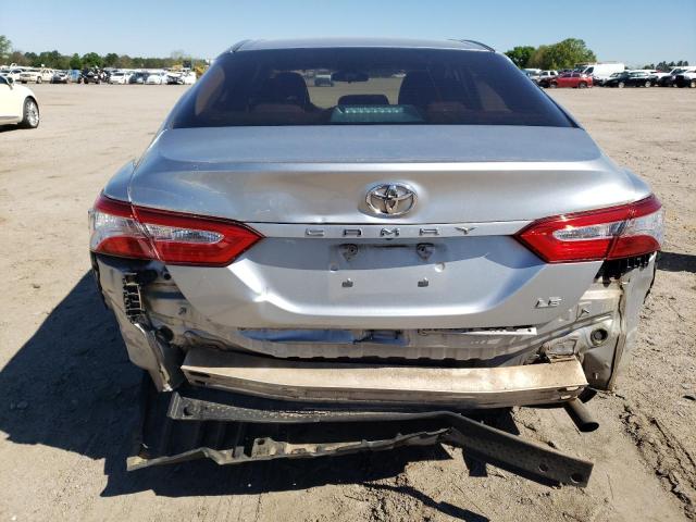 4T1B11HK9JU074122 - 2018 TOYOTA CAMRY L SILVER photo 6