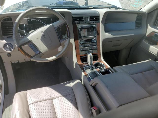 5LMJJ2J5XCEL00202 - 2012 LINCOLN NAVIGATOR თეთრი ფოტო 8