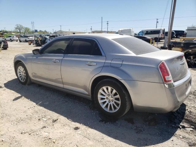 2C3CCAAG7DH585560 - 2013 CHRYSLER 300 SILVER photo 2