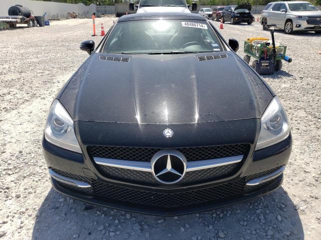 WDDPK3JA8GF116271 - 2016 MERCEDES-BENZ SLK 300 BLACK photo 5