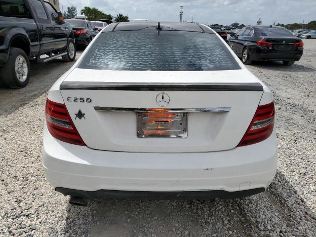 WDDGJ4HB3DF979367 - 2013 MERCEDES-BENZ C 250 WHITE photo 6