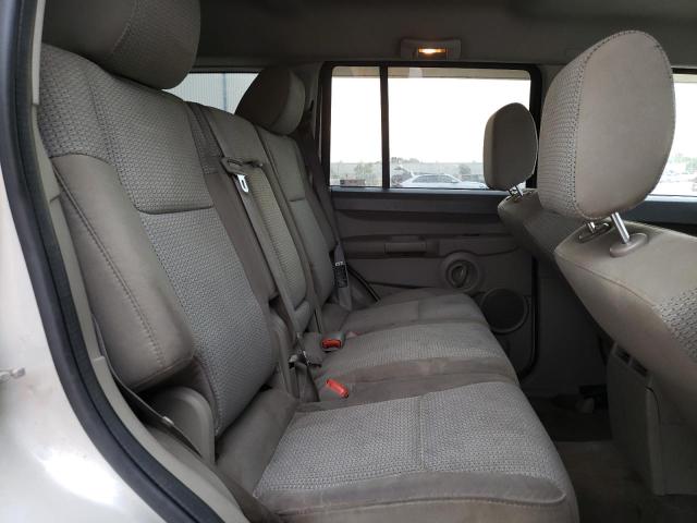 1J8HG48K57C611848 - 2007 JEEP COMMANDER 奶油色 照片 11