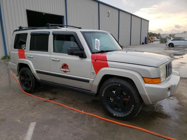 1J8HG48K57C611848 - 2007 JEEP COMMANDER CREAM photo 4