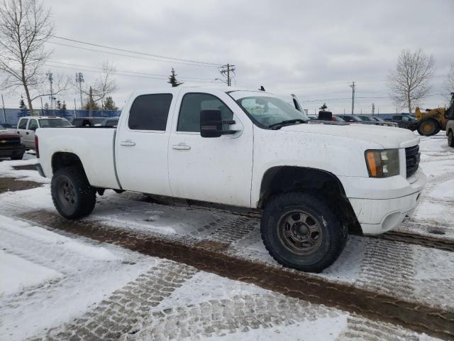 1GT121CG6EF113338 - 2014 GMC SIERRA K2500 SLT WHITE photo 4