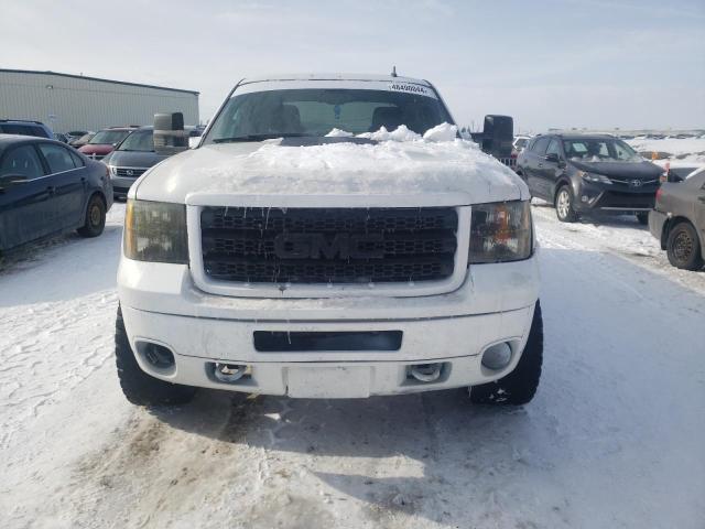 1GT121CG6EF113338 - 2014 GMC SIERRA K2500 SLT WHITE photo 5