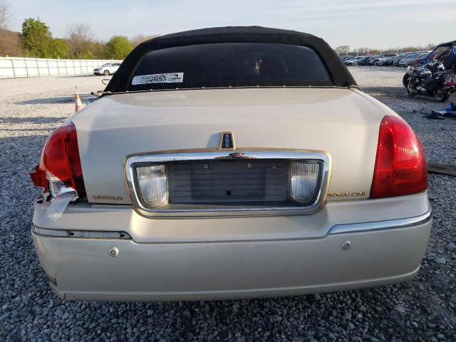 1LNHM83W93Y624032 - 2003 LINCOLN TOWN CARTIER BEIGE photo 6