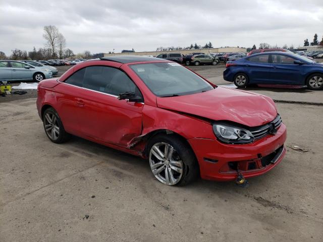 WVWFW8AH6DV006910 - 2013 VOLKSWAGEN EOS LUX RED photo 4