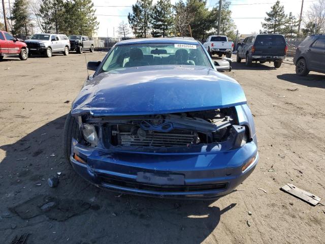 1ZVFT80N175367060 - 2007 FORD MUSTANG BLUE photo 5