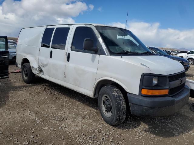 1GCGG29V871207132 - 2007 CHEVROLET EXPRESS G2 WHITE photo 4