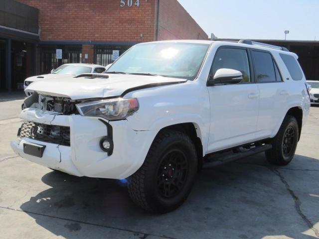 JTEFU5JR2P5283499 - 2023 TOYOTA 4RUNNER SR5 WHITE photo 2