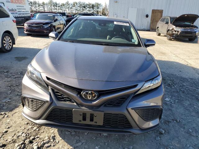 4T1T11BK4PU107016 - 2023 TOYOTA CAMRY SE NIGHT SHADE GRAY photo 5
