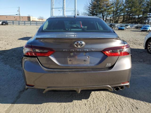 4T1T11BK4PU107016 - 2023 TOYOTA CAMRY SE NIGHT SHADE GRAY photo 6