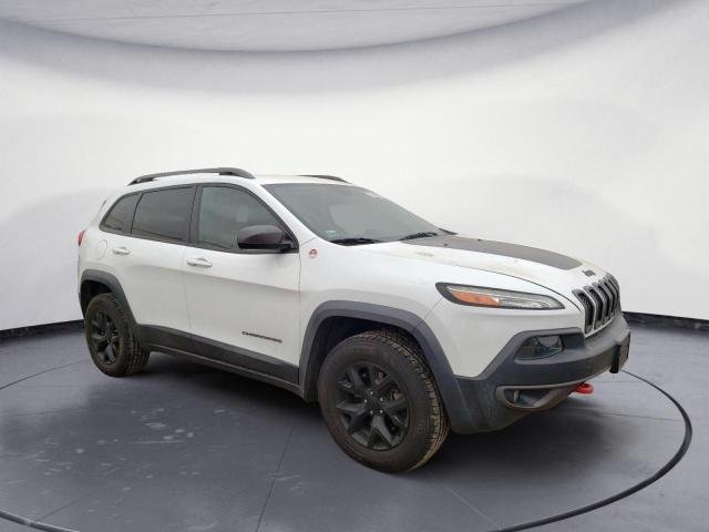 1C4PJMBB7GW167657 - 2016 JEEP CHEROKEE TRAILHAWK WHITE photo 4