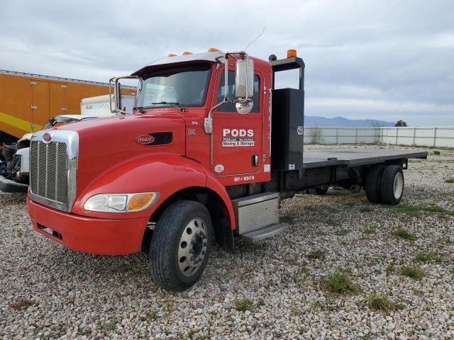 2NP2HM6XXHM415931 - 2017 PETERBILT 337 RED photo 2