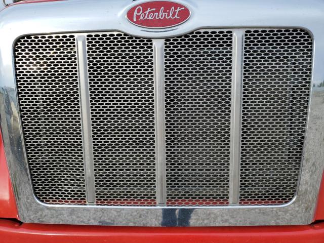 2NP2HM6XXHM415931 - 2017 PETERBILT 337 RED photo 7