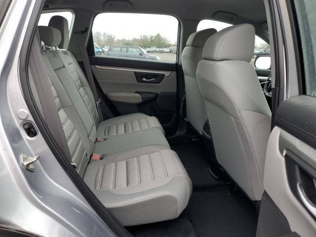 2HKRW6H35KH232879 - 2019 HONDA CR-V LX SILVER photo 10