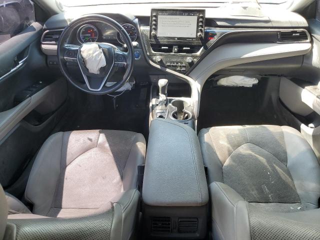 4T1F31AKXNU570073 - 2022 TOYOTA CAMRY XLE 黑色 照片 8