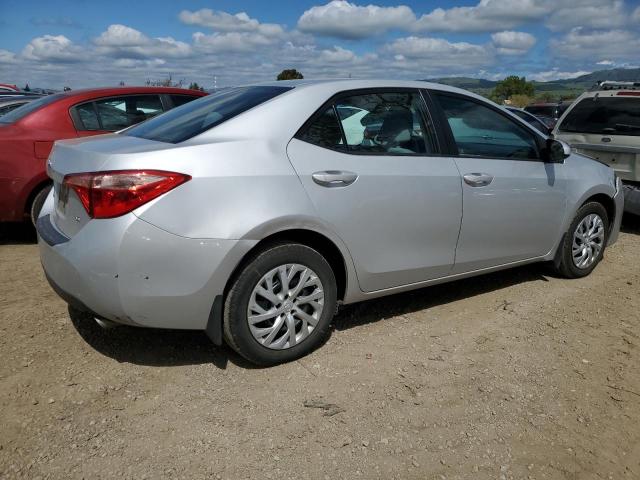 5YFBURHE2HP706034 - 2017 TOYOTA COROLLA L SILVER photo 3