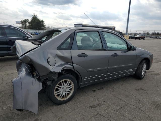 1FAFP34N27W311357 - 2007 FORD FOCUS ZX4 SILVER photo 3