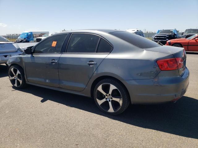 3VW1K7AJ3DM397024 - 2013 VOLKSWAGEN JETTA BASE Մոխրագույն լուսանկար 2