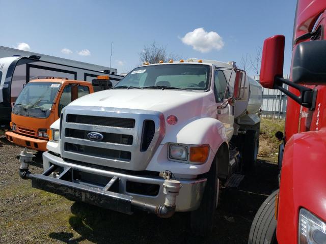 3FRWF7FA3FV740680 - 2015 FORD F750 SUPER DUTY WHITE photo 2