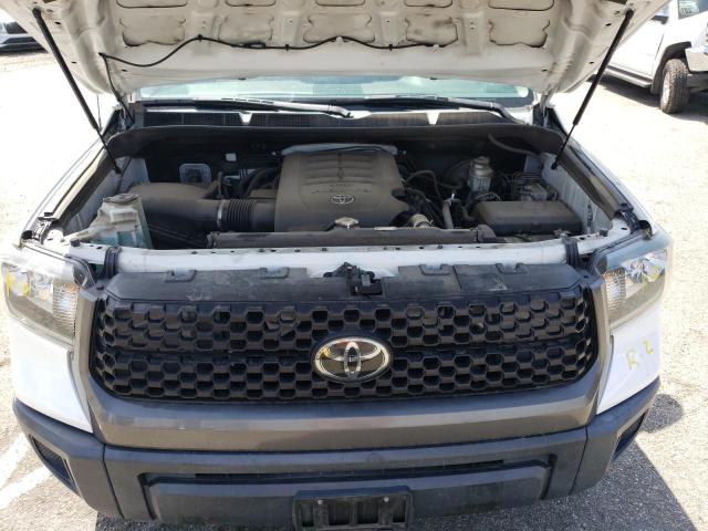 5TFRM5F1XKX134596 - 2019 TOYOTA TUNDRA DOUBLE CAB SR/SR5 WHITE photo 11