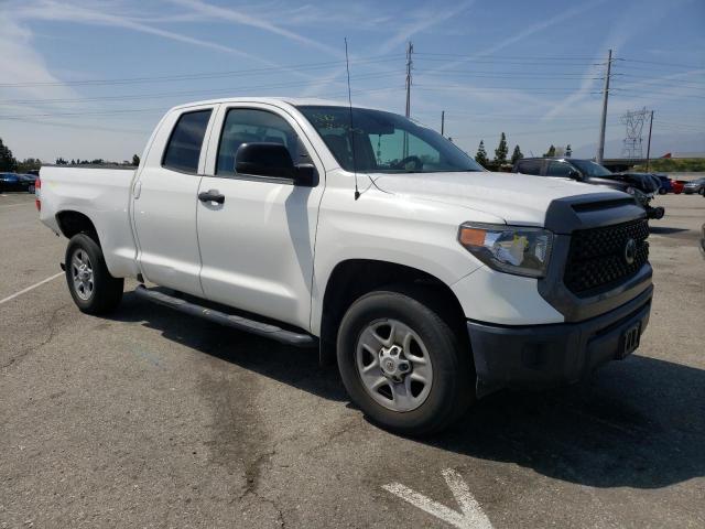 5TFRM5F1XKX134596 - 2019 TOYOTA TUNDRA DOUBLE CAB SR/SR5 WHITE photo 4
