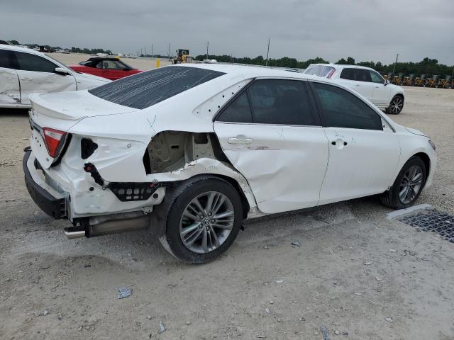 4T1BF1FK8GU557341 - 2016 TOYOTA CAMRY LE WHITE photo 3