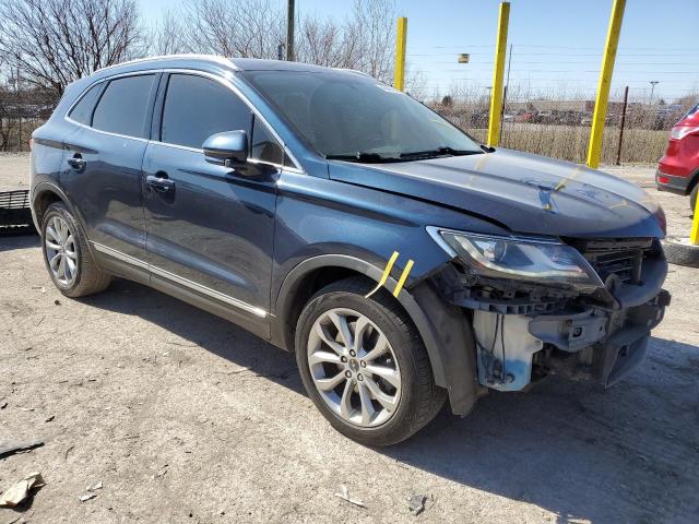 5LMCJ2D99HUL00633 - 2017 LINCOLN MKC SELECT Niebieski zdjęcie 4