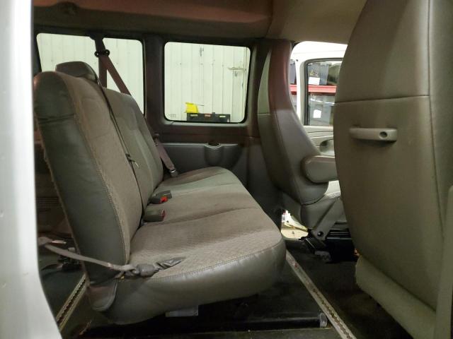 1GAZG1FG1B1142876 - 2011 CHEVROLET EXPRESS G3 LT WHITE photo 11