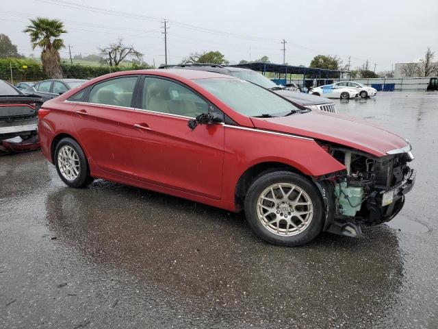 5NPEB4AC8BH200839 - 2011 HYUNDAI SONATA GLS MAROON photo 4