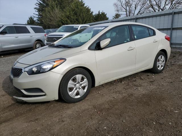 KNAFK4A66F5308619 - 2015 KIA FORTE LX CREAM photo 1