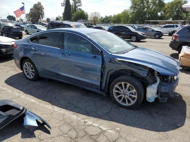 3FA6P0PU0JR158747 - 2018 FORD FUSION SE PHEV BLUE photo 4