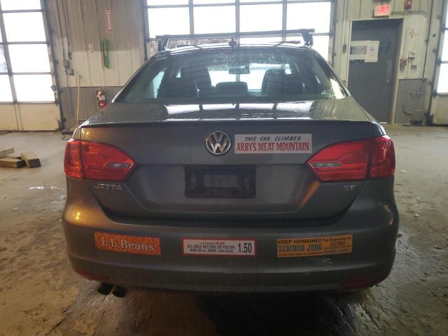 3VWD07AJ3EM444878 - 2014 VOLKSWAGEN JETTA SE GRAY photo 6